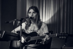 Nicola singing
